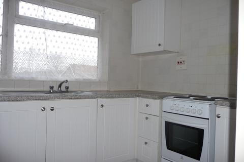 1 bedroom flat to rent, Woburn Close, Stevenage SG2
