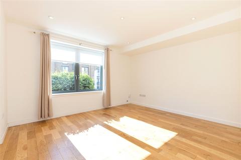 3 bedroom apartment to rent, Bellevue Road, Bellevue, Edinburgh