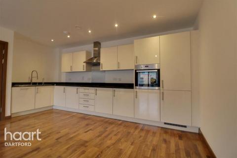 3 bedroom apartment to rent, William Mundy Way, Kent