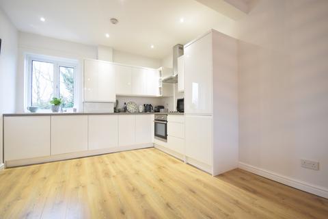 2 bedroom maisonette for sale, Farmstead Road, Catford, SE6