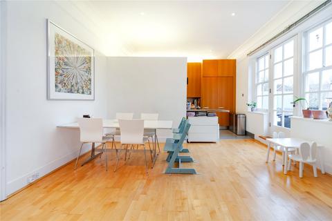 3 bedroom flat for sale, Kidderpore Gardens, Hampstead, London