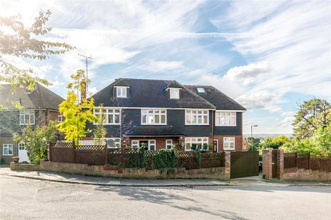 1 Hampton Close, London, SW20 0RY