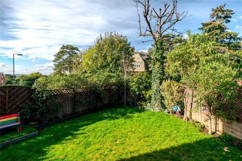 1 Hampton Close, London, SW20 0RY