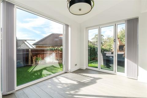 1 Hampton Close, London, SW20 0RY