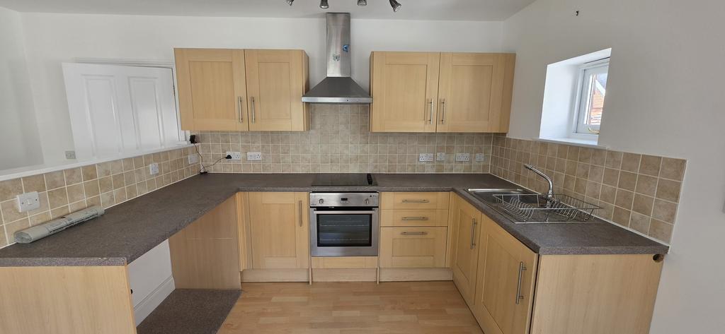 Apartment in Lyndhurst - View 5