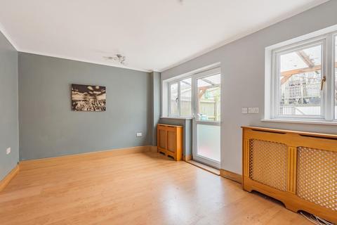 4 bedroom terraced house to rent - Bellingdon Road,  Chesham,  HP5