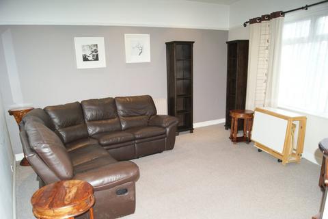 1 bedroom house to rent, Withermoor Road, Winton