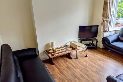 4 bedroom terraced house to rent, Grosvenor Road, Harborne, Birmingham, B17 9AL