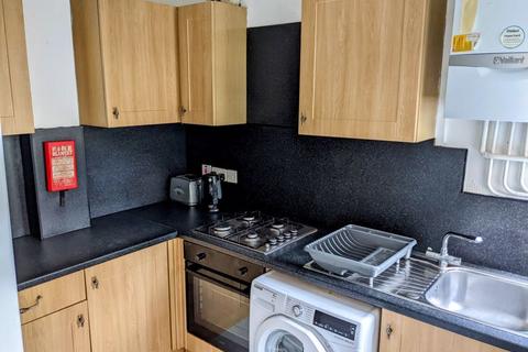 4 bedroom terraced house to rent, Grosvenor Road, Harborne, Birmingham, B17 9AL