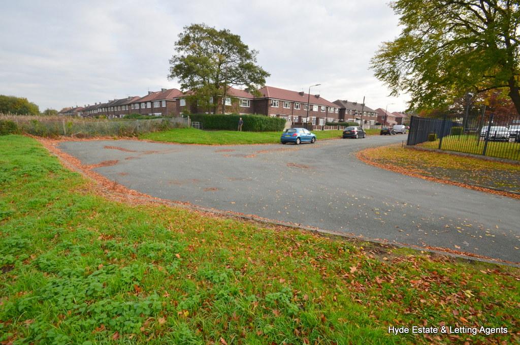 Secondry access on Lydney Road