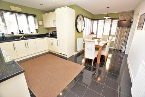 3 bedroom detached house for sale - Liberator Close, Great Waldingfield, CO10 0EG