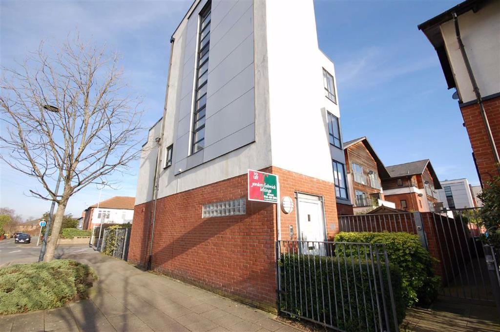 The Boulevard, West Didsbury, Manchester, M20 3 bed duplex £1,295 pcm