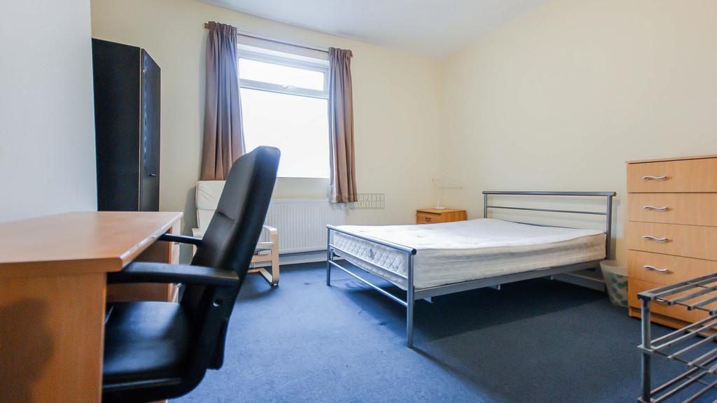 Bristol Road, Birmingham B29 6 bed flat to rent £2,730 pcm (£630 pw)