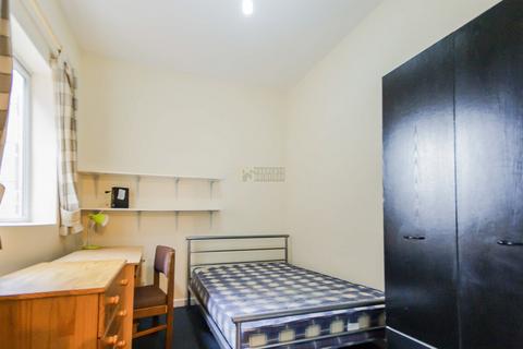 6 bedroom flat to rent, Bristol Road, Birmingham B29