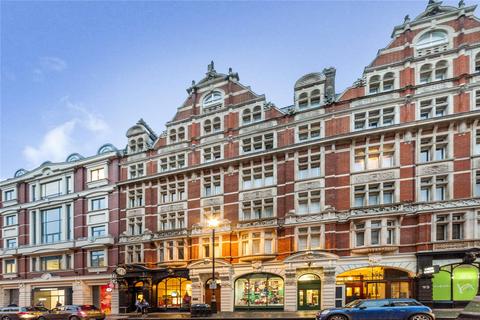 undefined, St. Martin's Lane, Covent Garden, London, WC2N