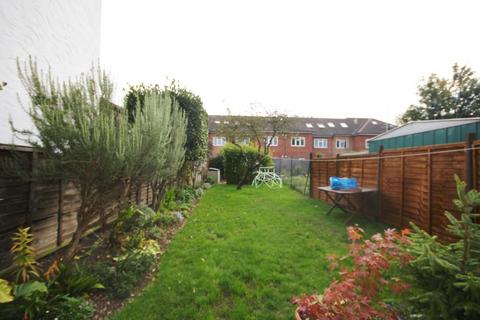 2 bedroom semi-detached house to rent, Hounslow Road, Hanworth, Middlesex, TW13