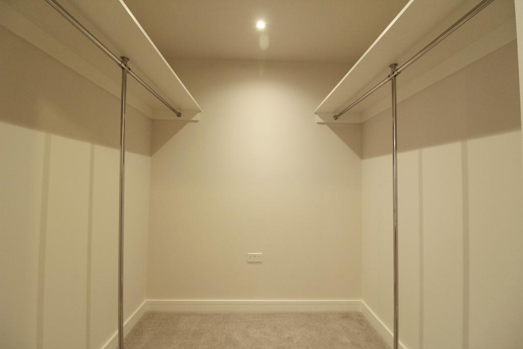 Walk-in wardrobe