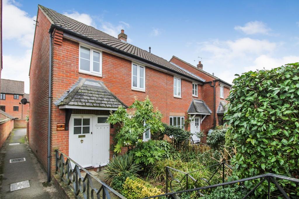 Deben Road, Woodbridge 3 bed semidetached house £1,150 pcm (£265 pw)