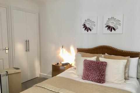 1 bedroom ground floor flat to rent, Darwin Road, Southampton SO15