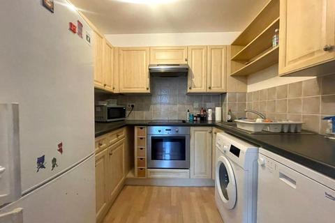 2 bedroom maisonette to rent, Slough,  Berkshire,  SL1