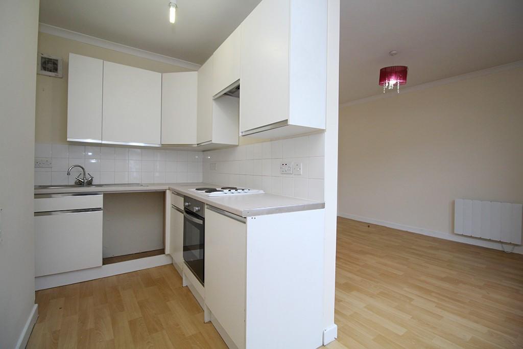 Kitchen (Main)