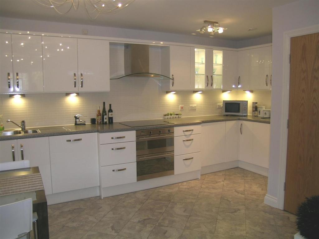 Spring Grove Hebden Bridge 2 bed ground floor flat £145,000