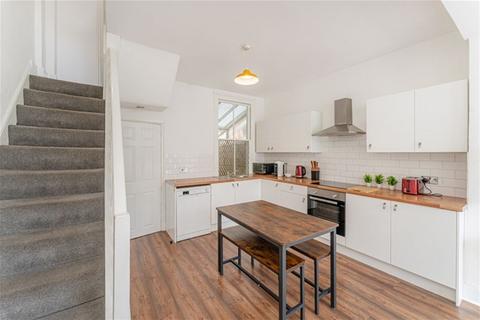 3 bedroom terraced house for sale, Kimberley Road, Edmonton