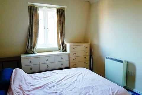 1 bedroom flat for sale - Cliff Richard Court, Cheshunt