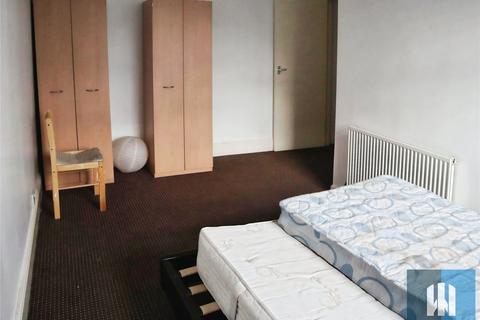 2 bedroom terraced house to rent, College Street, Crosland Moor, Huddersfield, HD4