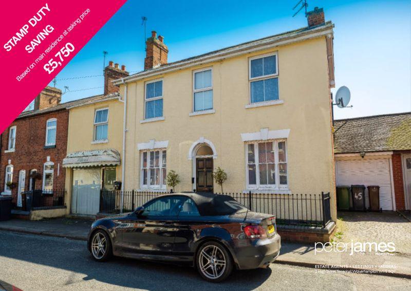 Limes Road, Tettenhall, Wolverhampton 3 bed semidetached house £315,000