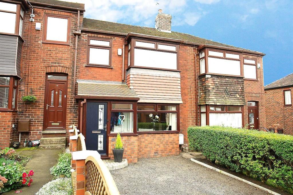 Heywood Avenue, Austerlands, Saddleworth 2 bed townhouse £160,000