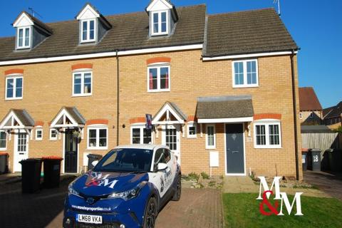 3 bedroom terraced house to rent, MANNOCK WAY