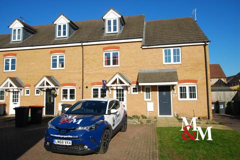 3 bedroom terraced house to rent, MANNOCK WAY