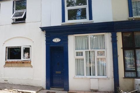 2 Bedroom Terraced House To Rent London House Cottages Queens Road Freshwater Po40 2 Bedroom Terraced House To Rent London House Cottages Queens Road Freshwater Po40