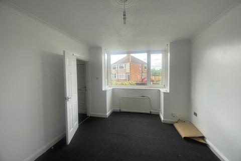 2 bedroom semi-detached house to rent, Margreave Road, Derby DE21