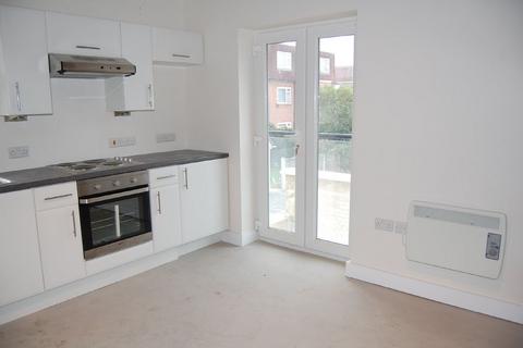 Studio to rent, Lower Parkstone, Poole