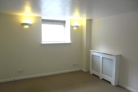 2 bedroom apartment to rent, 10 Regents House,Dundee DD3