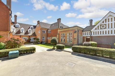 Elizabeth Drive, Banstead, Surrey