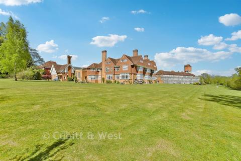 undefined, Shaw House, Banstead SM7