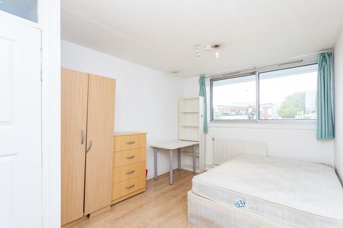 2 bedroom flat to rent - Goswell Road, Old Street, EC1V
