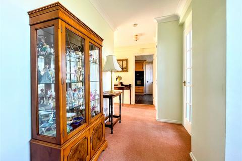 3 bedroom apartment for sale, Compton Place Road, Eastbourne, East Sussex, BN21
