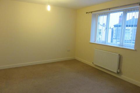 2 bedroom flat to rent, Perth Street, HULL, HU5 3NZ