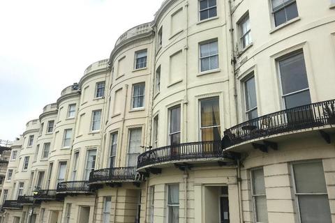 Studio to rent, Brunswick Place, Hove, East Sussex, BN3 1ND