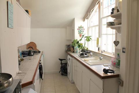 1 bedroom apartment to rent, Adelaide Crescent, Hove, East Sussex, BN3 2JH