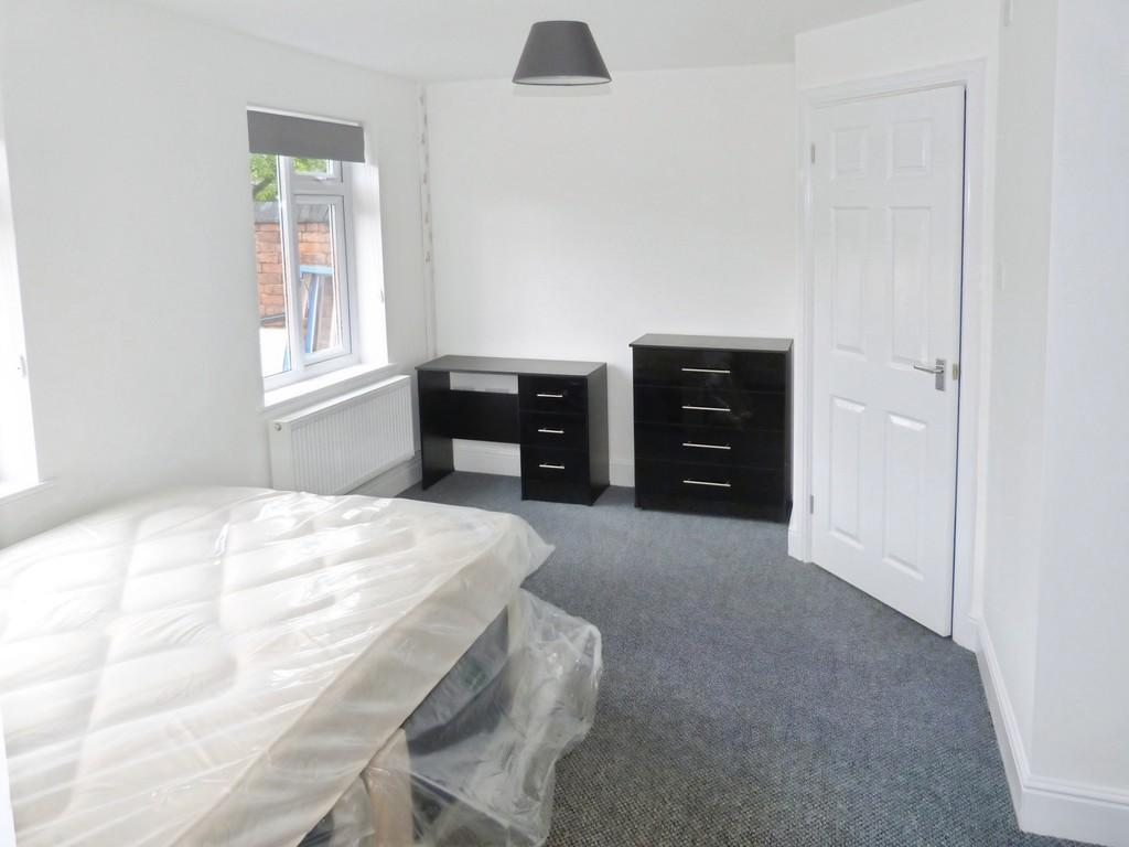 Db9338b9-Bedroom
