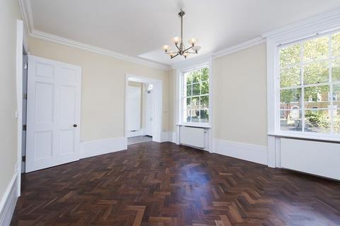 6 bedroom house to rent, Kennington Park Road, SE11