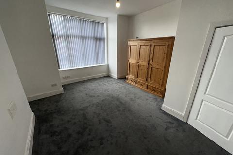 1 bedroom flat to rent, Spring Gardens, Stockport