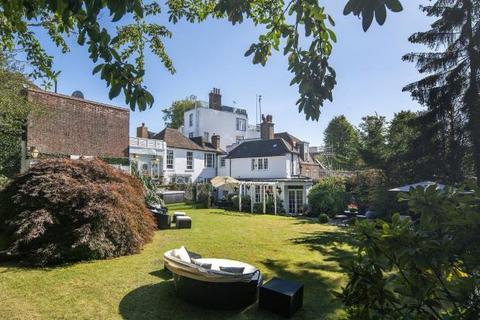 undefined, Lower Terrace, London, NW3