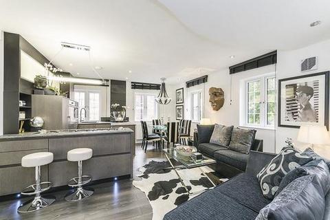 2 bedroom flat to rent, The Mount, London, NW3