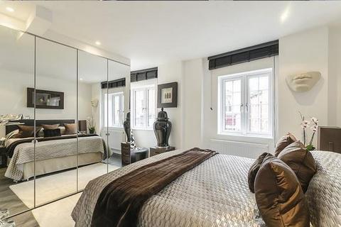 2 bedroom flat to rent, The Mount, London, NW3